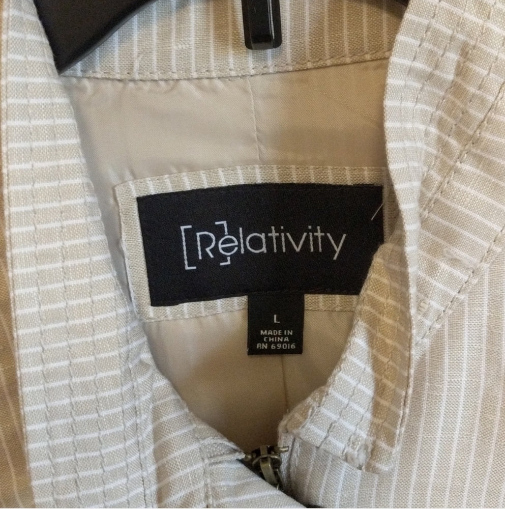 Relativity Striped Jacket Size Large - image 4